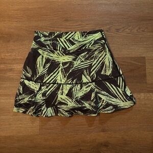 Dina Jo Fitwear Tropical Leaf Print Skort